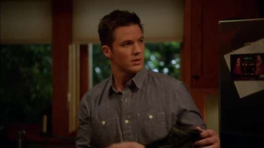 90210 - Backdrop