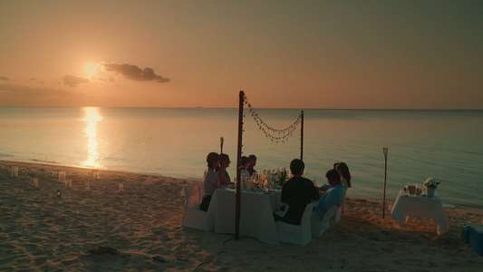 Love Deadline - Backdrops