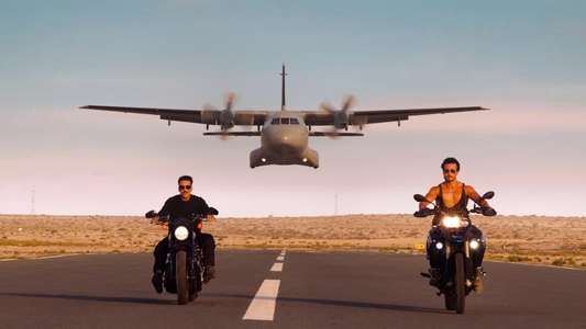 Bade Miyan Chote Miyan - Backdrop