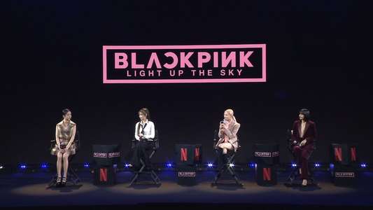 BLACKPINK: Light Up the Sky - Backdrop