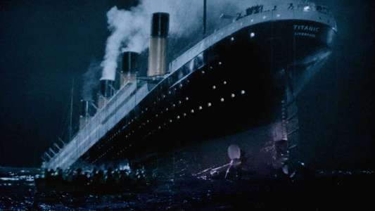 S.O.S. Titanic - Backdrop