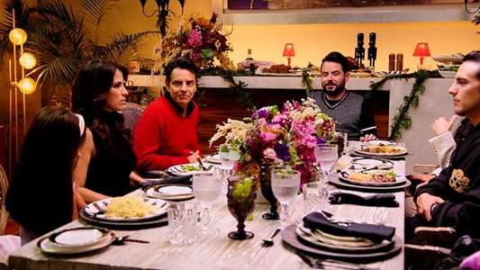 Traveling with the Derbez - Backdrops