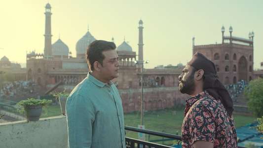 Maamla Legal Hai - Backdrops