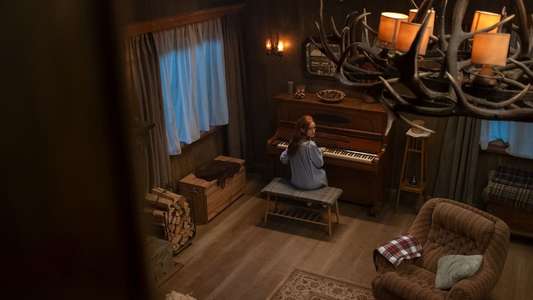 The Strangers: Chapter 1 - Backdrops