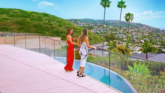 Selling The OC - Backdrops