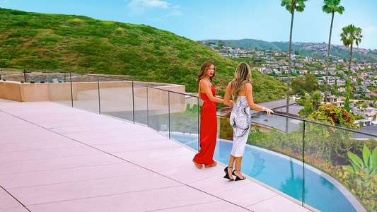 Selling The OC - Backdrops