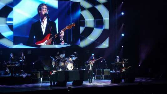 Cliff Richard: The Countdown Concert - Backdrop