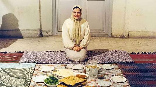 Mum's Guest (Mehman-e Maman) - Backdrop
