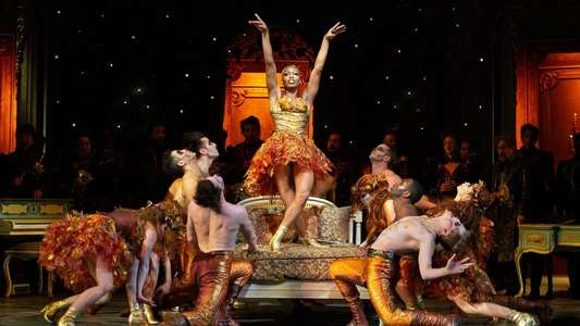La Traviata - Met Opera Live - Backdrop