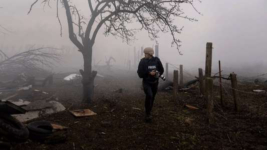 20 Days in Mariupol - Backdrop