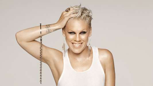 Pink: Greatest Hits...So Far - Backdrop