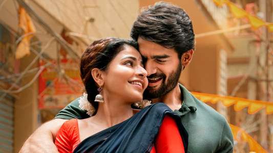 Bhaje Vaayu Vegam - Backdrops
