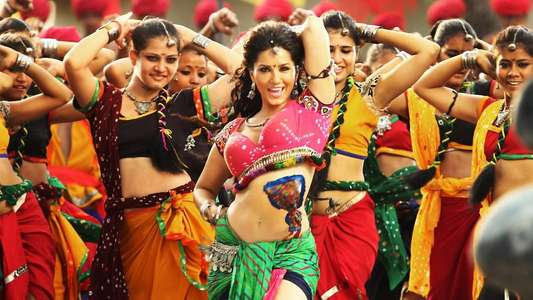 Ek Paheli Leela - Backdrop