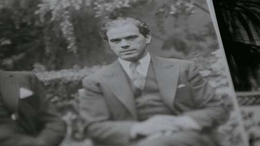 Frank Capra: Mr. America - Backdrops