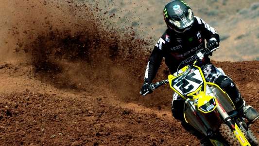 Unchained: The Untold Story of Freestyle Motocross - Backdrop