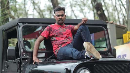 Swargathile Katturumbu - Backdrops