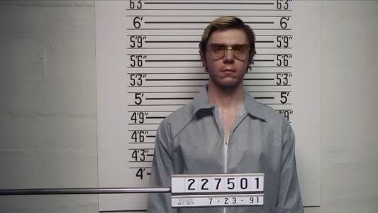 Dahmer - Monster: The Jeffrey Dahmer Story - Backdrops