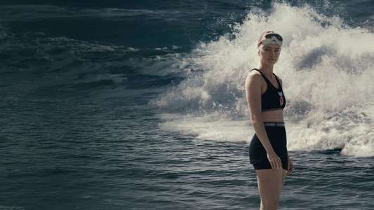Young Woman and the Sea - Backdrops