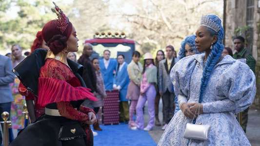 Descendants: The Rise of Red - Backdrops