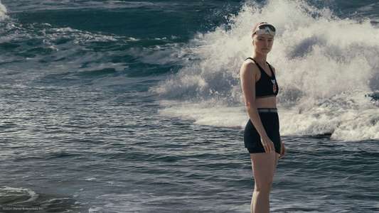 Young Woman and the Sea - Backdrops