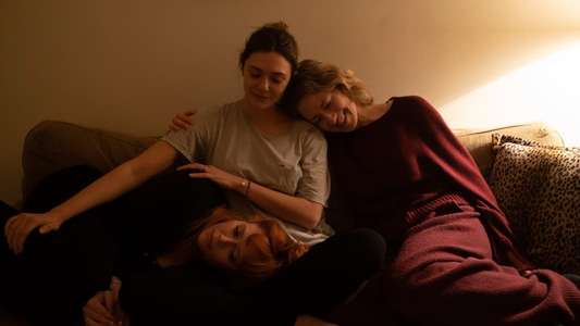 His Three Daughters - Backdrops