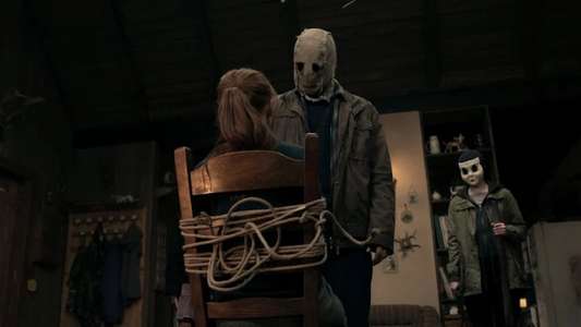 The Strangers: Chapter 1 - Backdrops