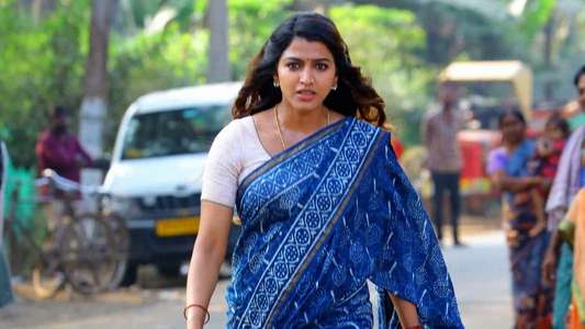 Kaanoonu Nanna Kaiyalli - Backdrops