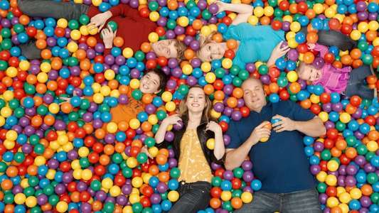 Good Luck Charlie - Backdrops