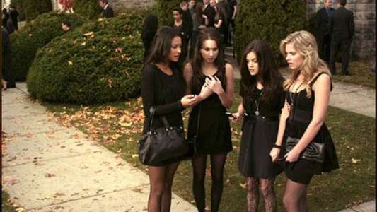 Pretty Little Liars - Backdrops