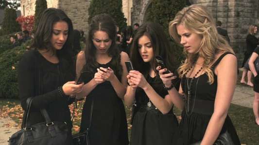 Pretty Little Liars - Backdrops