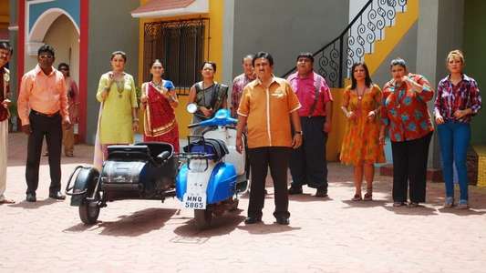 Taarak Mehta Ka Ooltah Chashmah - Backdrops