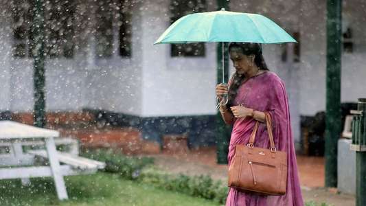 Swathi Mutthina Male Haniye - Backdrops