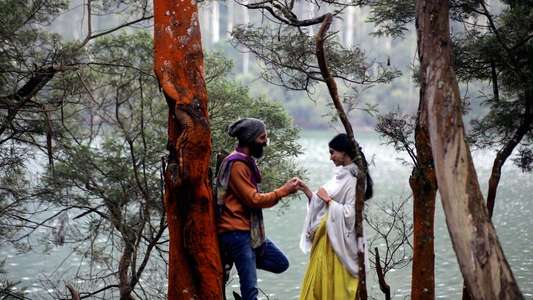 Swathi Mutthina Male Haniye - Backdrops