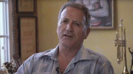 Stallone: Frank  That Is - Backdrops