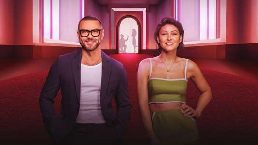 Love Is Blind: UK - Backdrops