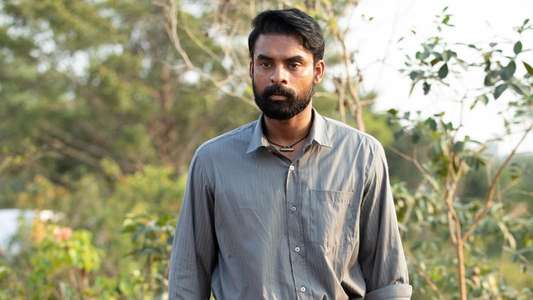 A.R.M (Ajayante Randam Moshanam) - Backdrops