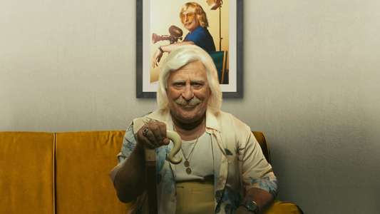 The Life and Movies of Erşan Kuneri - Backdrops