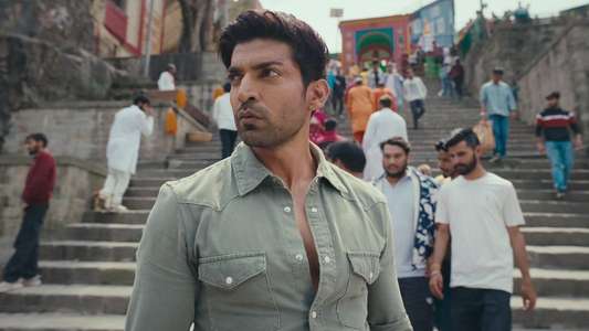 Yeh Kaali Kaali Ankhein - Backdrops