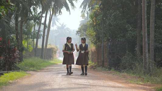 Naale Rajaa Koli Majaa - Backdrops