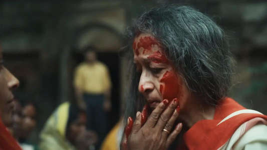 Putul Nacher Itikatha - Backdrops
