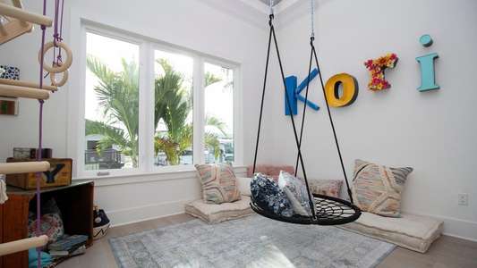 100 Day Dream Home - Backdrops