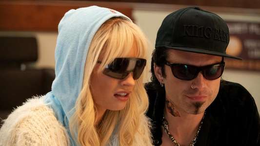 Pam And Tommy - Backdrops