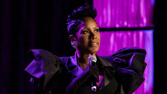 Sommore: Queen Chandelier - Backdrops