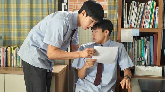 Heesu in Class 2 - Backdrops