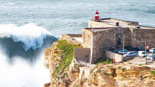 100 Foot Wave - Backdrops