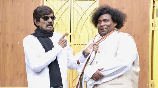 Otha Votu Muthaiya - Backdrops