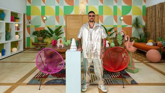 Too Hot to Handle: Italy - Backdrops