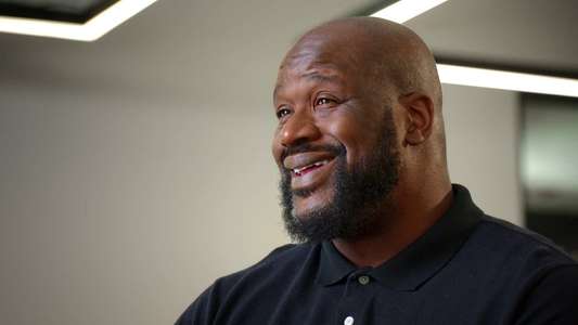 Power Moves with Shaquille O'Neal - Backdrops