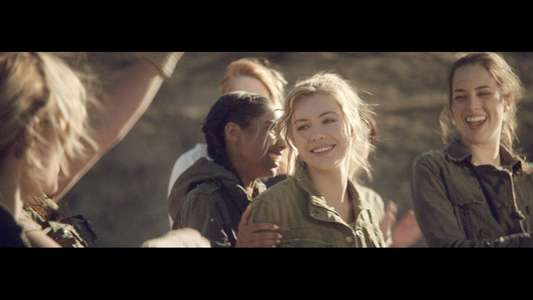 A Girl Is A Gun - Backdrops