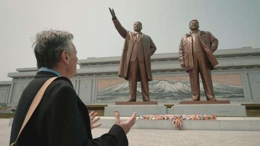 Michael Palin in North Korea - Backdrops